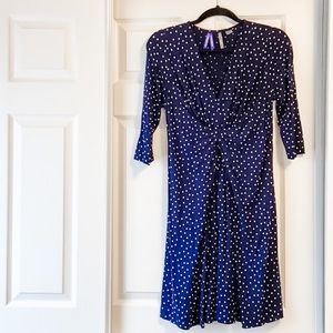 Seraphine size 6 maternity dress